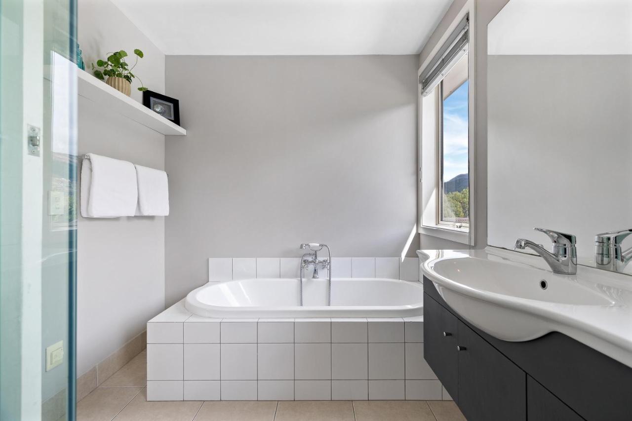 Lake And Mountain View Living Queenstown Exteriér fotografie